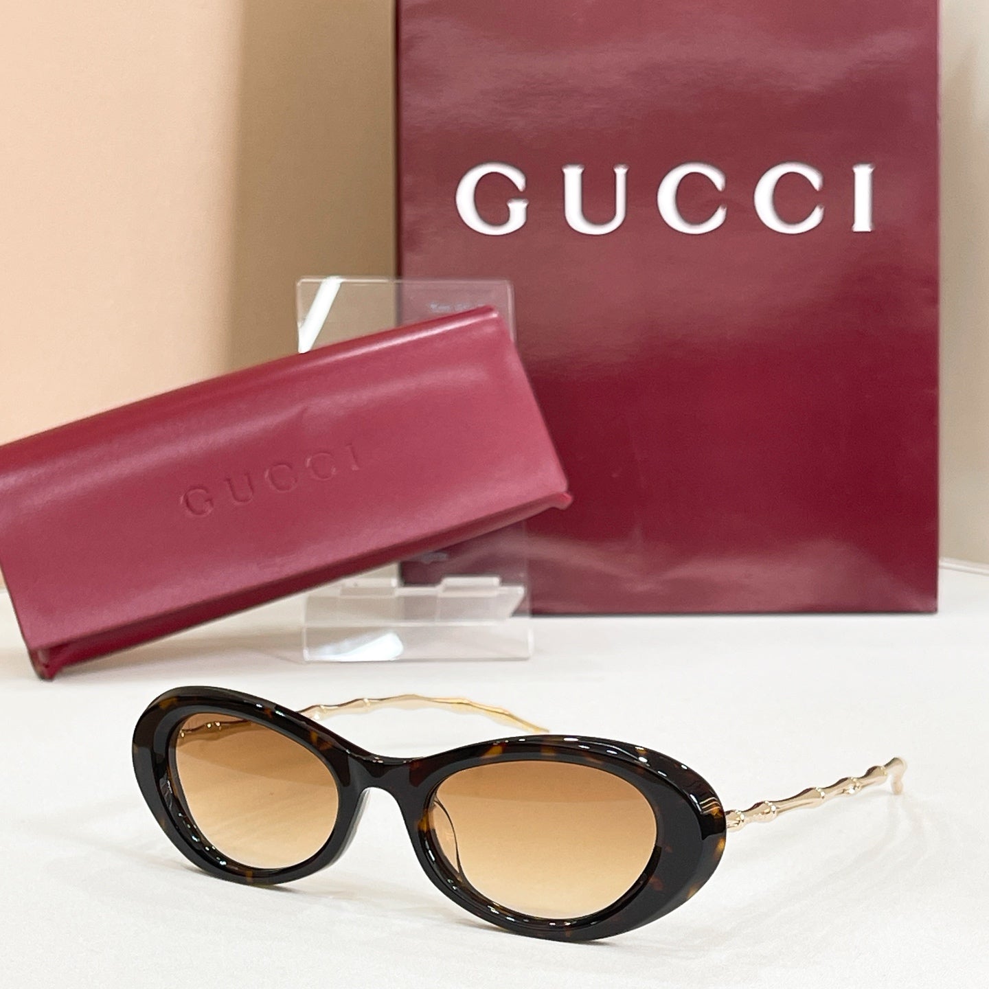 GUCCI Sunglasses-GG2381S