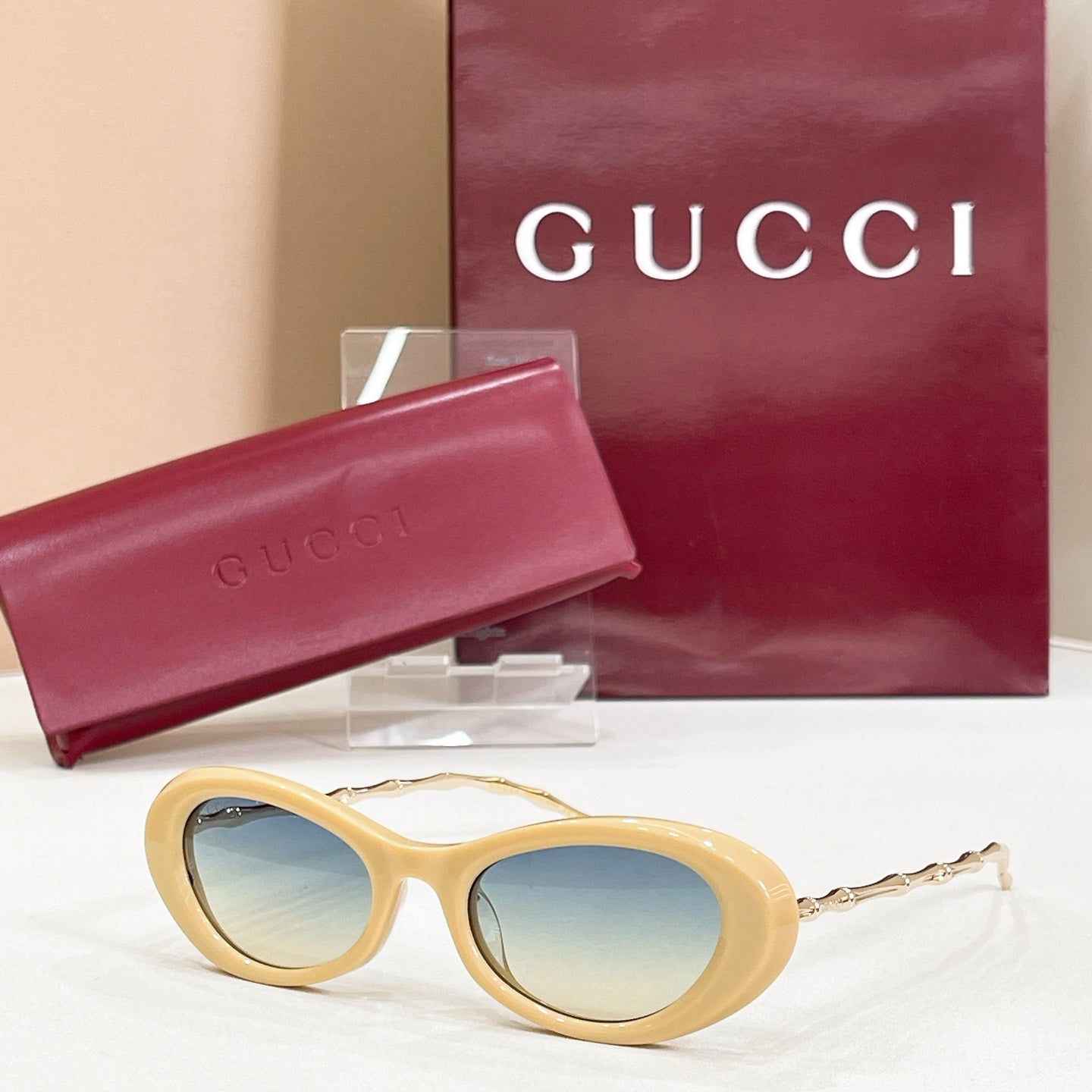 GUCCI Sunglasses-GG2381S